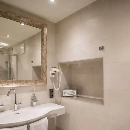 Goldener Adler, Bw Signature Collection Hotel