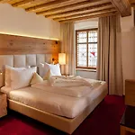 Goldener Adler, Bw Signature Collection Szálloda 4*