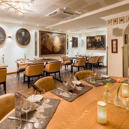 Goldener Adler, Bw Signature Collection Innsbruck