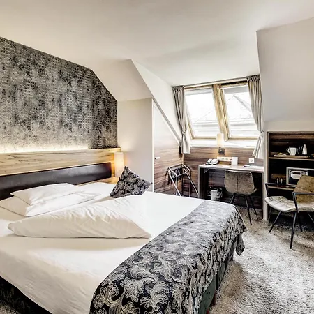 Goldener Adler, Bw Signature Collection