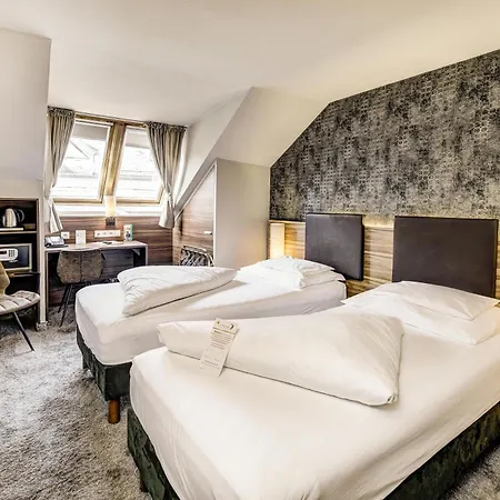 Hotel Goldener Adler, Bw Signature Collection Innsbruck