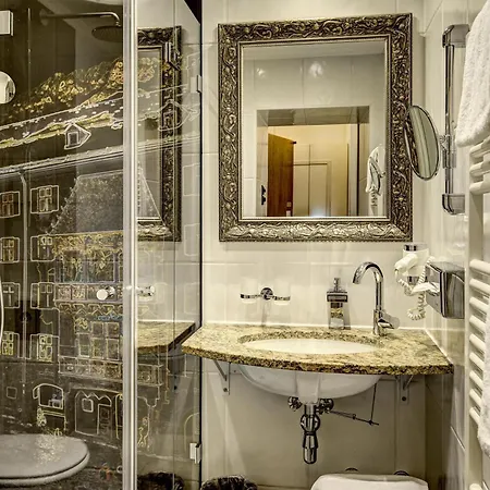 Goldener Adler, Bw Signature Collection 4*