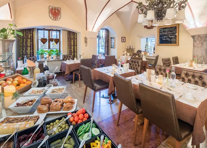 Goldener Adler, Bw Signature Collection فندق