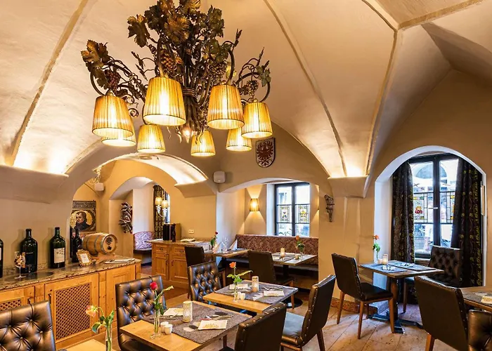 فندق Goldener Adler, Bw Signature Collection