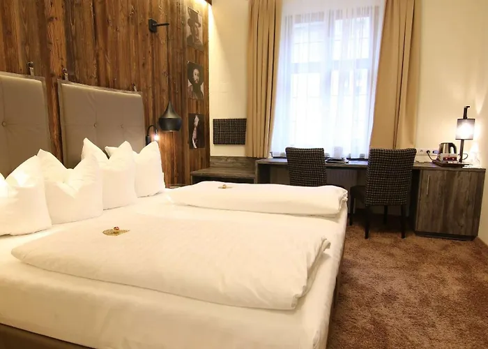 Goldener Adler, Bw Signature Collection 4*