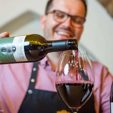 Goldener Adler, Bw Signature Collection 4*